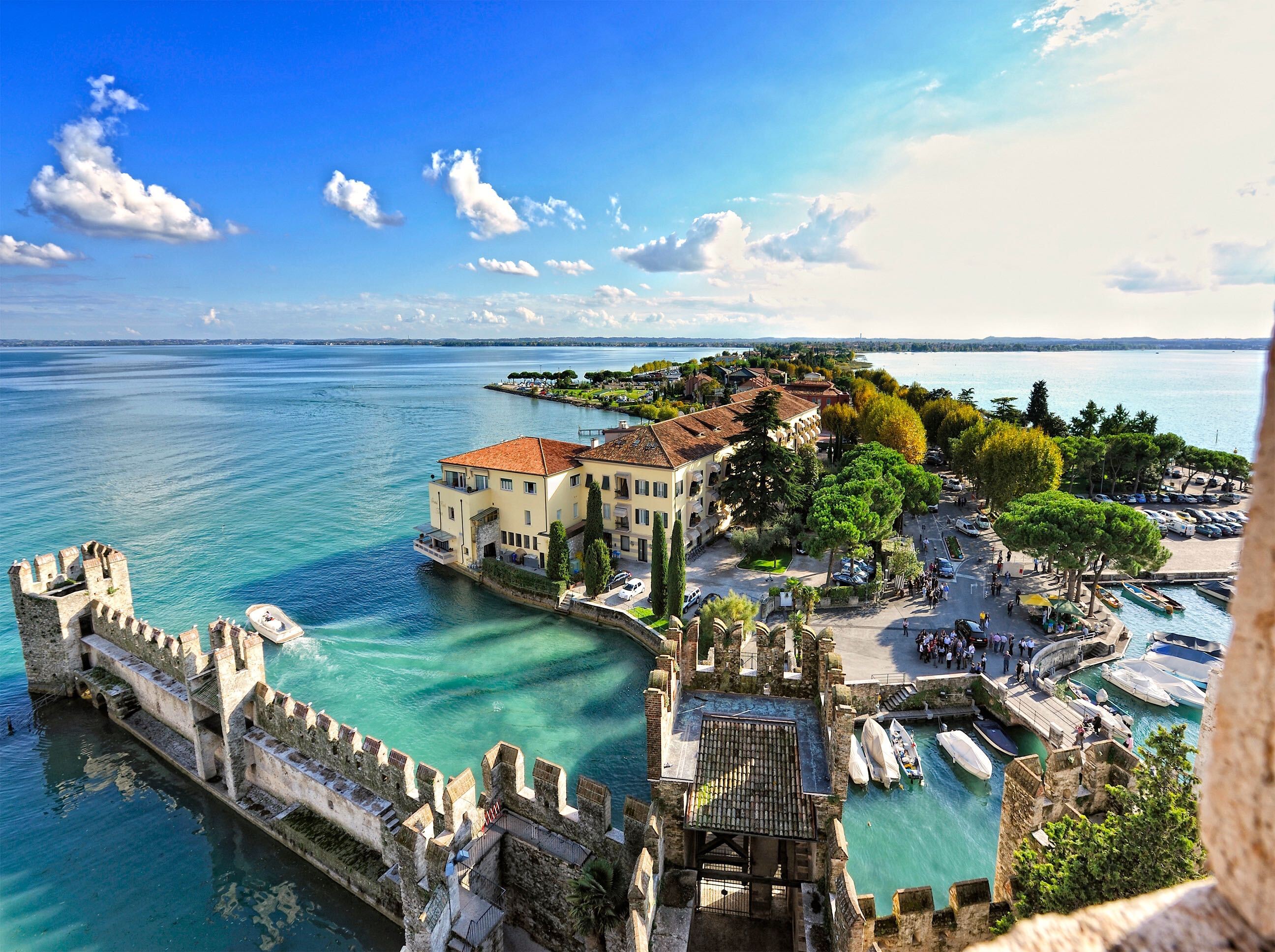 Charter Flight - Munich > Garda Lake (Lago di Garda)-45 min. 